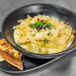Fettuccine Alfredo